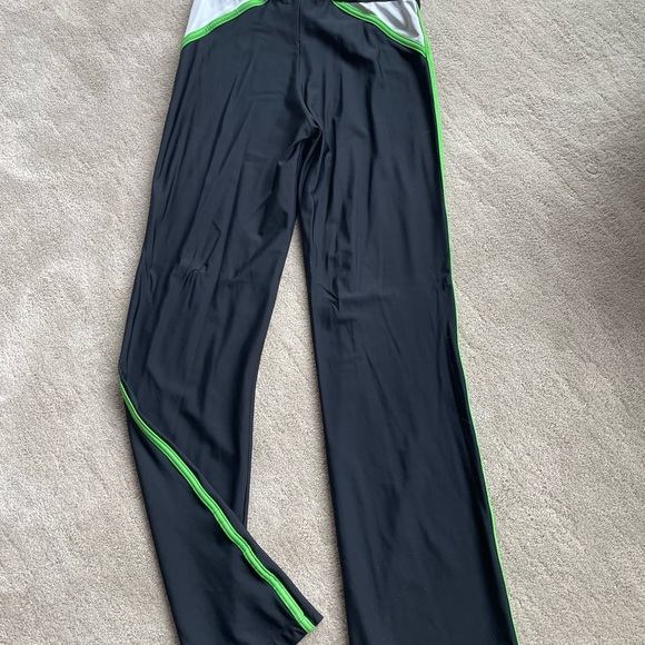 Boston Proper Nylon Sport Jacket with matching pants - Picture 4 of 5